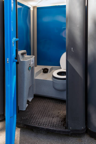 Best Luxury portable toilet rental  in Toftrees, PA
